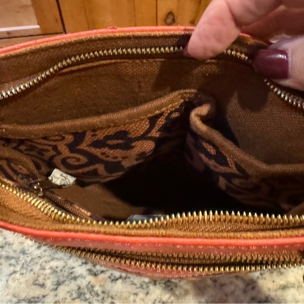 Spartina 449 brown and orange purse. Can be used as crossbody. - Picture 16 of 16